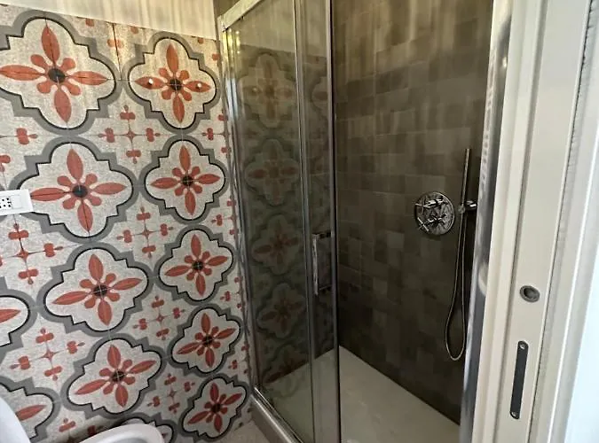 Elegante Stanza Rossa Mottino23 3*