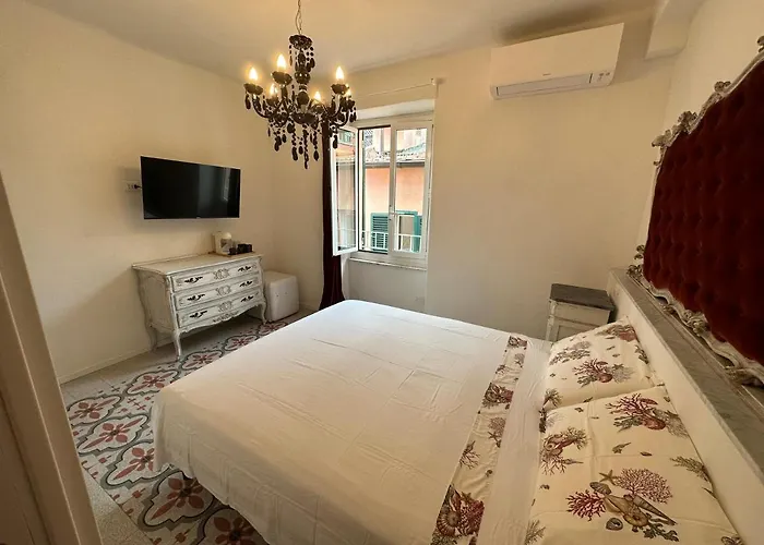 Elegante Stanza Rossa Mottino23 3* Lerici